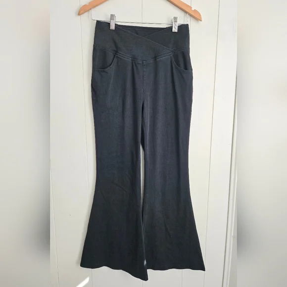 HALARA Super flared stretch wash Pants  with cross pocket and high waist-Size M - Picture 8 of 9